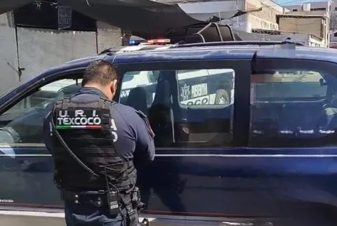 Activa C4 de Texcoco cerco virtual y recupera camioneta robada