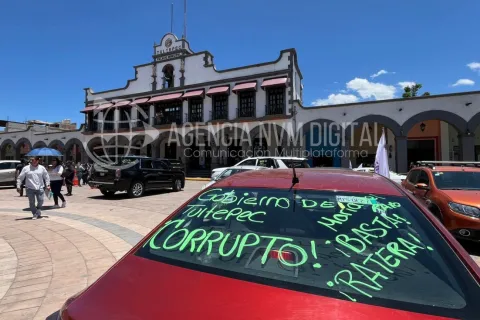 Acusan a funcionaria de Catastro por presunto despojo de viviendas