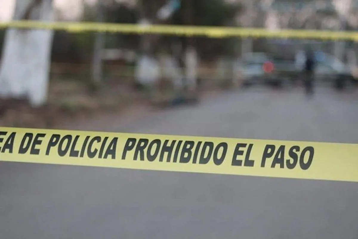  Mujer arrolla y mata a peatón en el carril confinado del Mexibús en Ecatepec