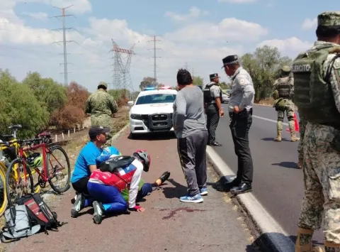 Atropellan a ciclista en la autopista México-Pirámides este domingo