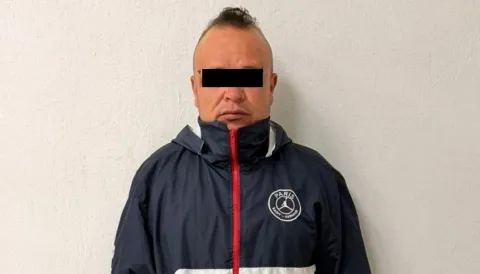 Detienen a sujeto que atacó con machete a dos hombres