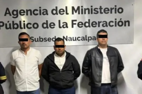 Detienen a tres por portación de arma en Atizapán
