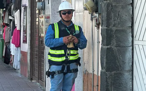 Evita fraudes y conoce cómo operan los falsos trabajadores de CFE