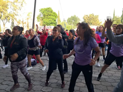 Impulsa Acolman activación física con Mega Clase de Zumba