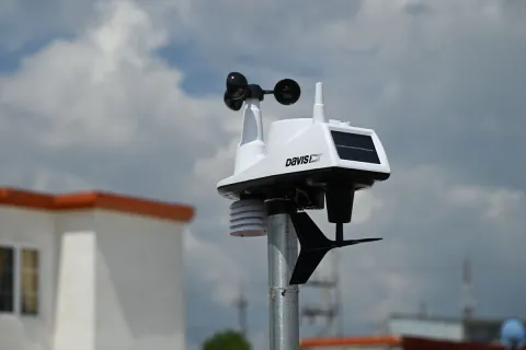 Instala Tecámac estaciones meteorológicas para prevenir riesgos durante lluvias