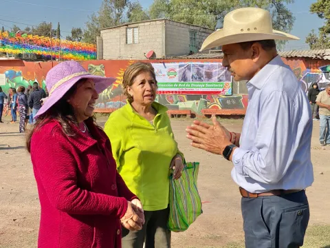 Mejoran servicios públicos en San Francisco Mazapa y Coatlán