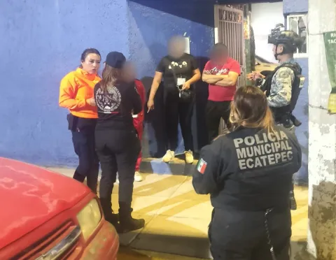 Reintegran a Vania Sherlin con su familia tras operativo policial