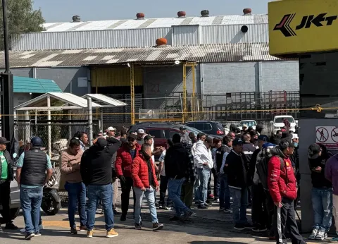 Reportan cuatro heridos tras agresión en planta Tornel