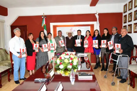 Rinde Melitón Cid cuentas sobre primer año de gestión.